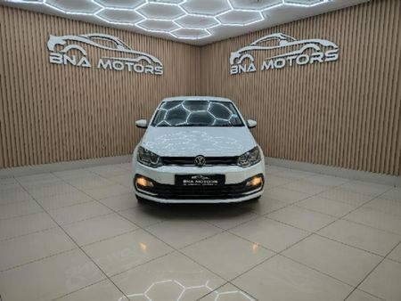 2024-Volkswagen-Polo-Vivo-16-Comfortline-Auto-5-dr_2