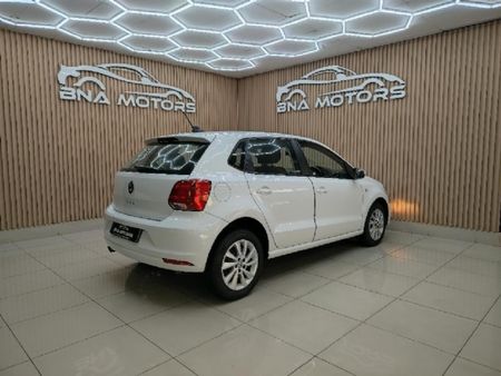 2024-Volkswagen-Polo-Vivo-16-Comfortline-Auto-5-dr_6