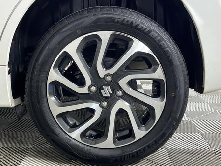 2024-Suzuki-Baleno-15-GLX_5