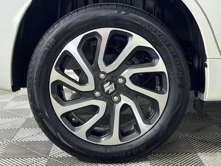 2024-Suzuki-Baleno-15-GLX_6