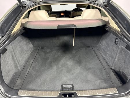 2010-BMW-X6-xDrive35i_16