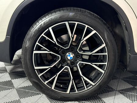 2010-BMW-X6-xDrive35i_7