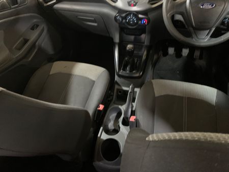 2017-Ford-EcoSport-15-TiVCT-Ambiente_16