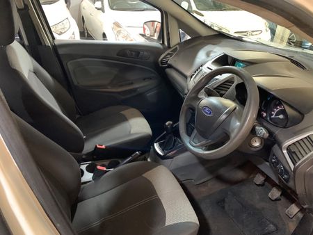 2017-Ford-EcoSport-15-TiVCT-Ambiente_17
