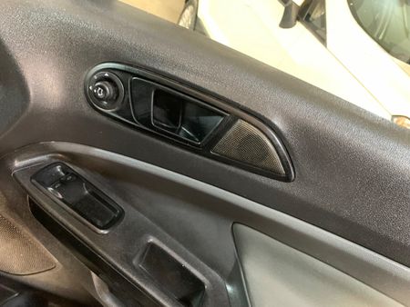 2017-Ford-EcoSport-15-TiVCT-Ambiente_23