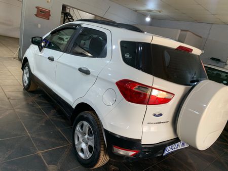 2017-Ford-EcoSport-15-TiVCT-Ambiente_5