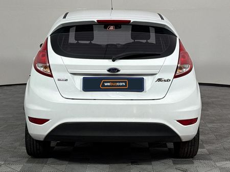2017-Ford-Fiesta-10-EcoBoost-Trend-5-dr_15