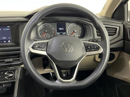 2022-Volkswagen-Polo-Classic-16-Life_9