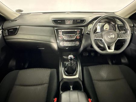 2020-Nissan-X-Trail-16-dCi-Visia-7-seat_1