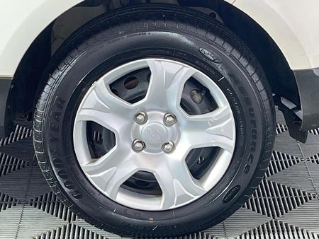 2017-Ford-EcoSport-15-TiVCT-Ambiente_5