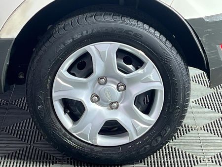2017-Ford-EcoSport-15-TiVCT-Ambiente_6