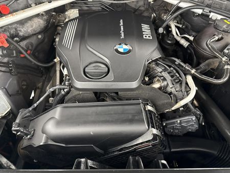 2015-BMW-X3-xDrive20d-Auto_14
