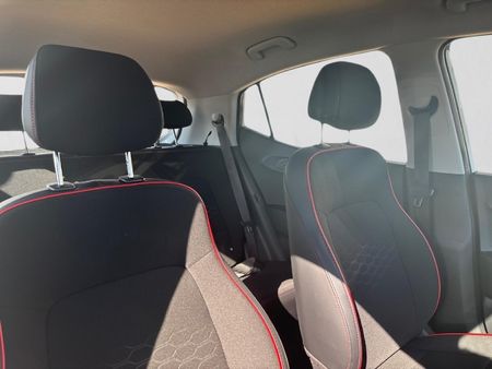 2026-Hyundai-Grand-i10-10-Motion_15