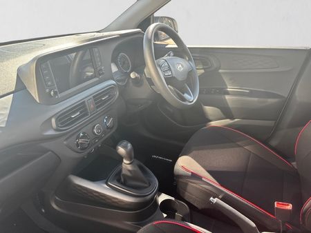 2026-Hyundai-Grand-i10-10-Motion_18