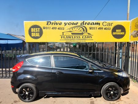 2011-Ford-Fiesta-Passion-For-Life_1