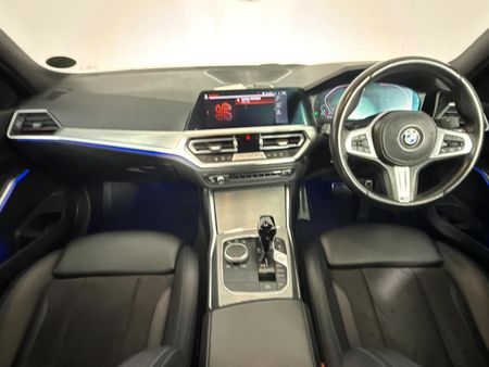 2022-BMW-3-Series-320i-M-Sport-Auto_1