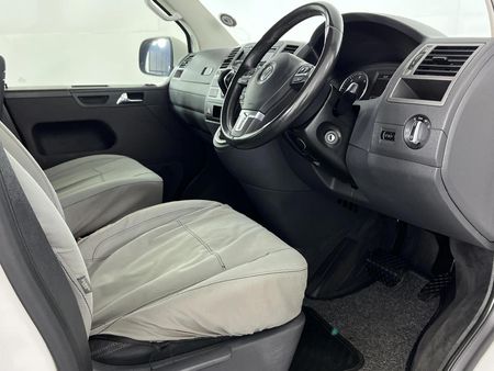 2014-Volkswagen-Caravelle-T5-20-BiTDI-Auto-4Motion_9