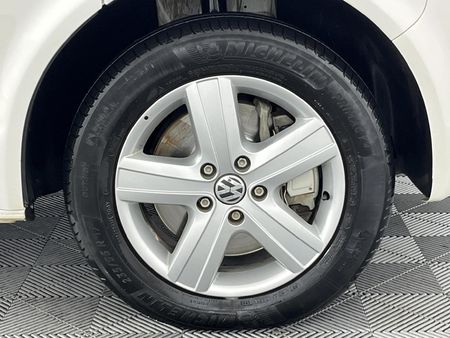 2014-Volkswagen-Caravelle-T5-20-BiTDI-Auto-4Motion_5