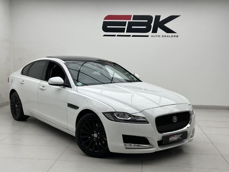 2017-Jaguar-XF-20-D-Prestige_0