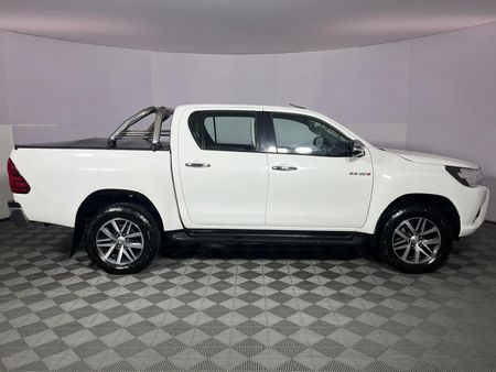 2016-Toyota-Hilux-28-GD-6-Raider-4x4-Double-Cab-Auto_17