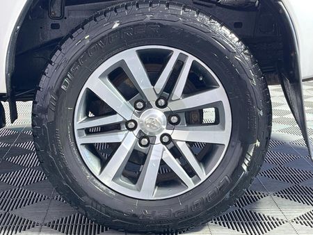 2016-Toyota-Hilux-28-GD-6-Raider-4x4-Double-Cab-Auto_6