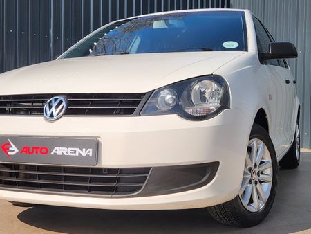 2014-Volkswagen-Polo-Vivo-14-Trendline-5-dr-ONE-OWNER_3