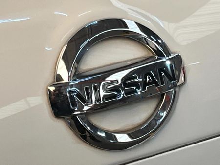 2013-Nissan-Qashqai-16-Visia_11