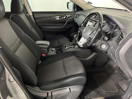 2020-Nissan-X-Trail-25-Acenta-Plus-4x4-Auto-7-seat_9