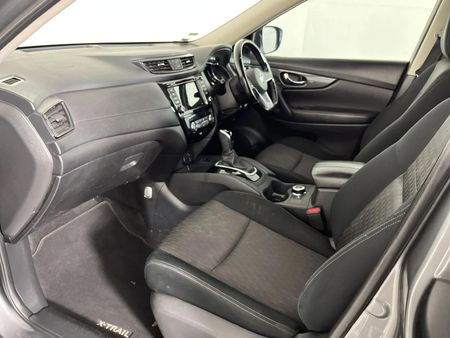 2020-Nissan-X-Trail-25-Acenta-Plus-4x4-Auto-7-seat_8