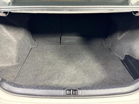 2014-Toyota-Corolla-16-Prestige_14