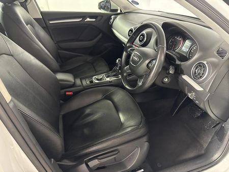 2015-Audi-A3-Sportback-14-TFSI-Auto_9