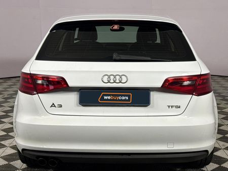 2015-Audi-A3-Sportback-14-TFSI-Auto_17