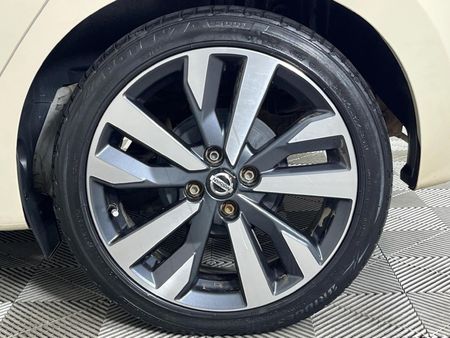 2021-Nissan-Micra-10T-Tekna-84kW_5