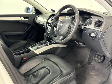2011-Audi-A4-18-T-Attraction-Auto_9