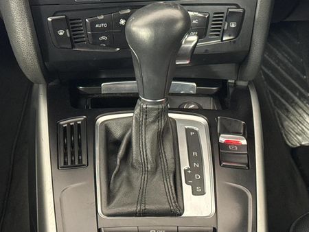 2011-Audi-A4-18-T-Attraction-Auto_10