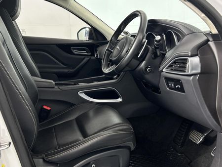 2019-Jaguar-F-Pace-20-R-Sport-AWD-221kW_9