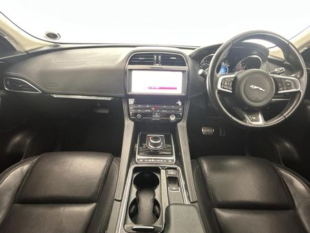 2019-Jaguar-F-Pace-20-R-Sport-AWD-221kW_1