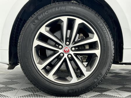 2019-Jaguar-F-Pace-20-R-Sport-AWD-221kW_4