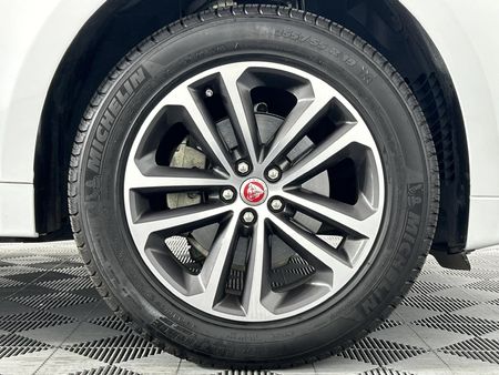 2019-Jaguar-F-Pace-20-R-Sport-AWD-221kW_5