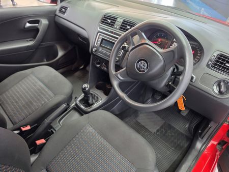 2019-Volkswagen-Polo-Vivo-14-Trendline-5-dr_1