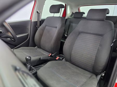 2019-Volkswagen-Polo-Vivo-14-Trendline-5-dr_21