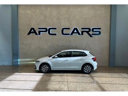 2024-Volkswagen-Polo-10-TSI-Life_3