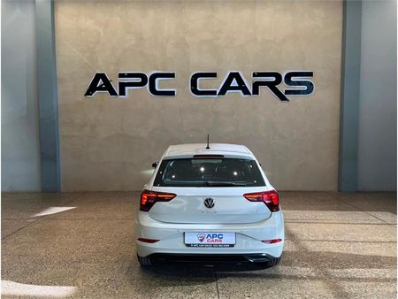 2024-Volkswagen-Polo-10-TSI-Life_4