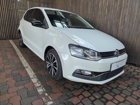 2016-Volkswagen-Polo-12-TSI-Highline-Auto-81kW_1