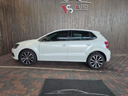 2016-Volkswagen-Polo-12-TSI-Highline-Auto-81kW_3