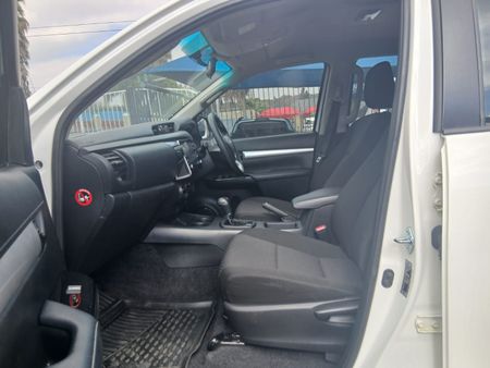 2023-Toyota-Hilux-28-GD-6-Raider-4x4-Auto-Double-Cab_7
