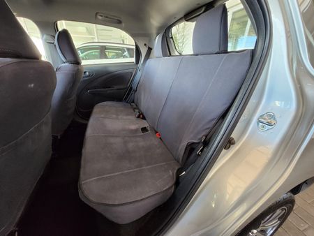 2016-Toyota-Etios-15-XS-5-dr_11