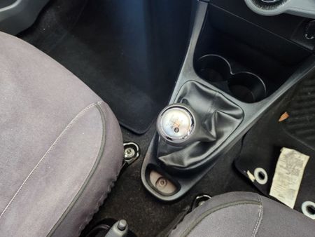 2016-Toyota-Etios-15-XS-5-dr_20