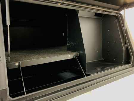 2025-Toyota-Land-Cruiser-79-28-GD-6-Auto-Double-Cab_15
