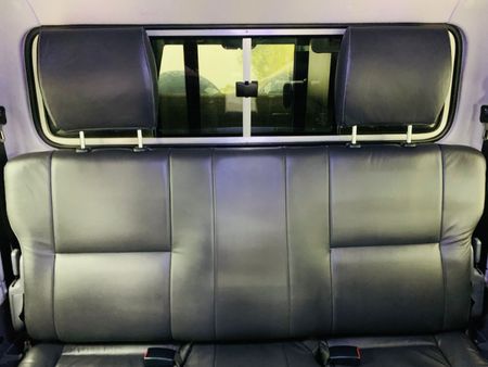 2025-Toyota-Land-Cruiser-79-28-GD-6-Auto-Double-Cab_6